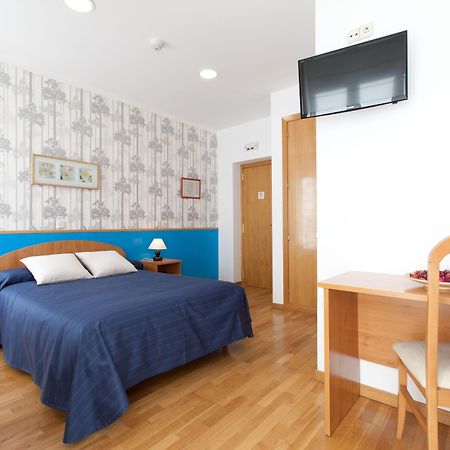 Hostal Montaloya Madrid Eksteriør bilde