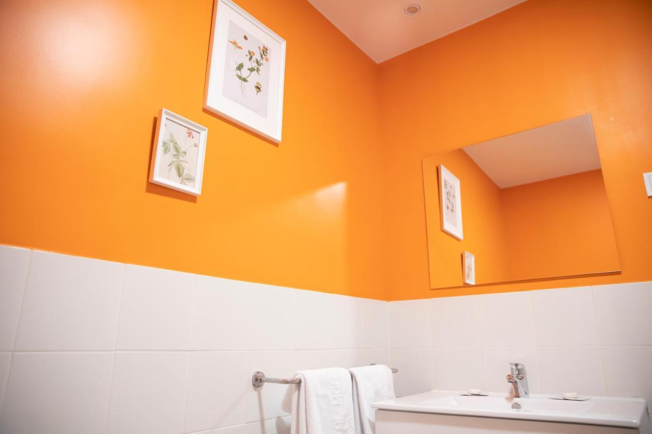 Hostal Montaloya Madrid Eksteriør bilde