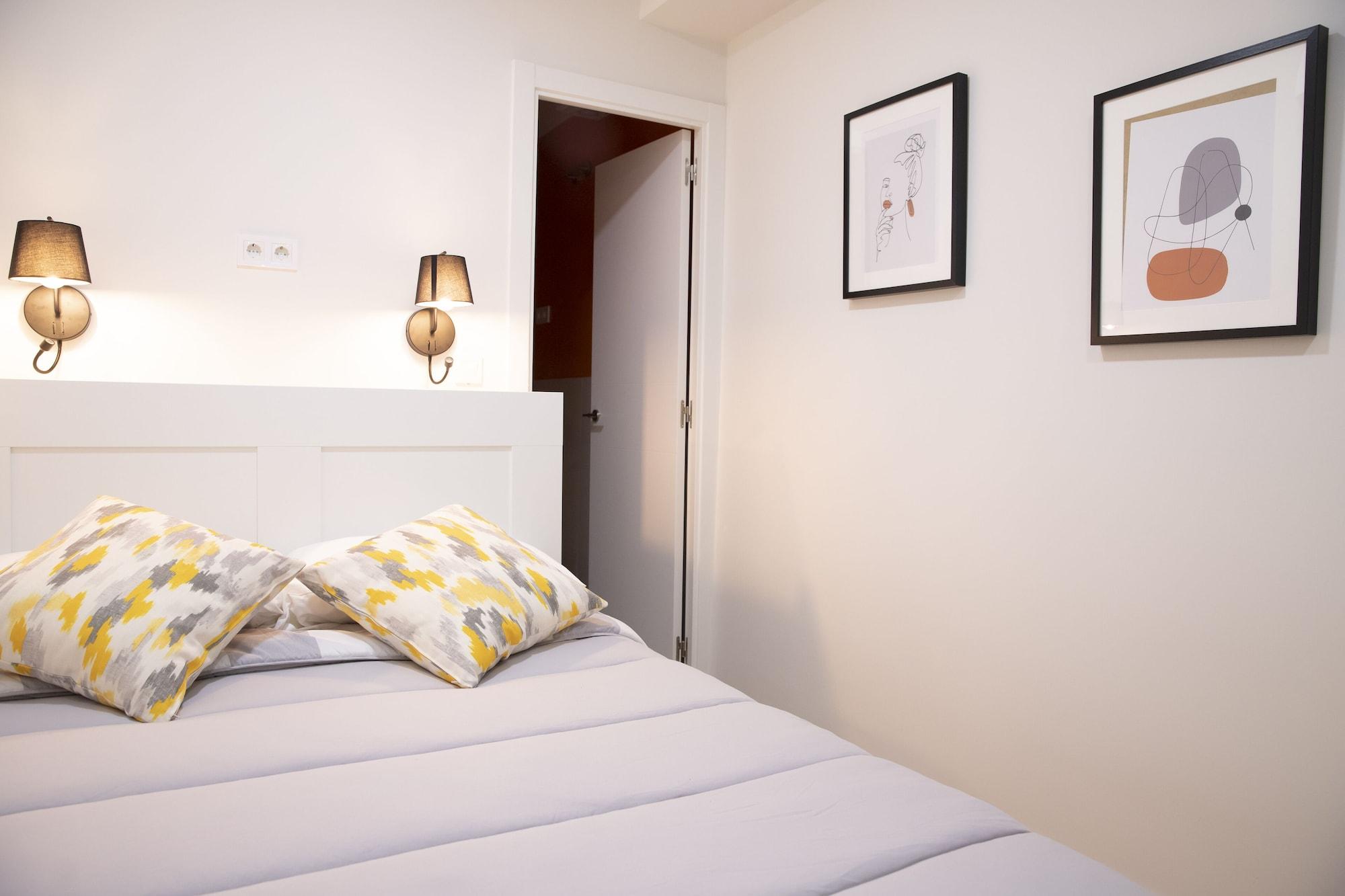 Hostal Montaloya Madrid Eksteriør bilde