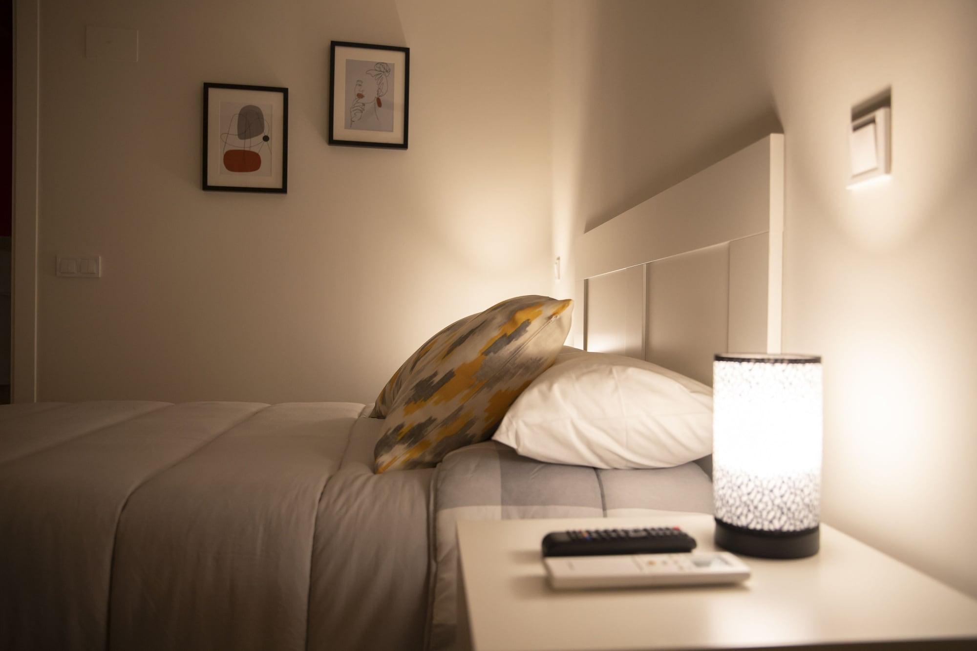 Hostal Montaloya Madrid Eksteriør bilde
