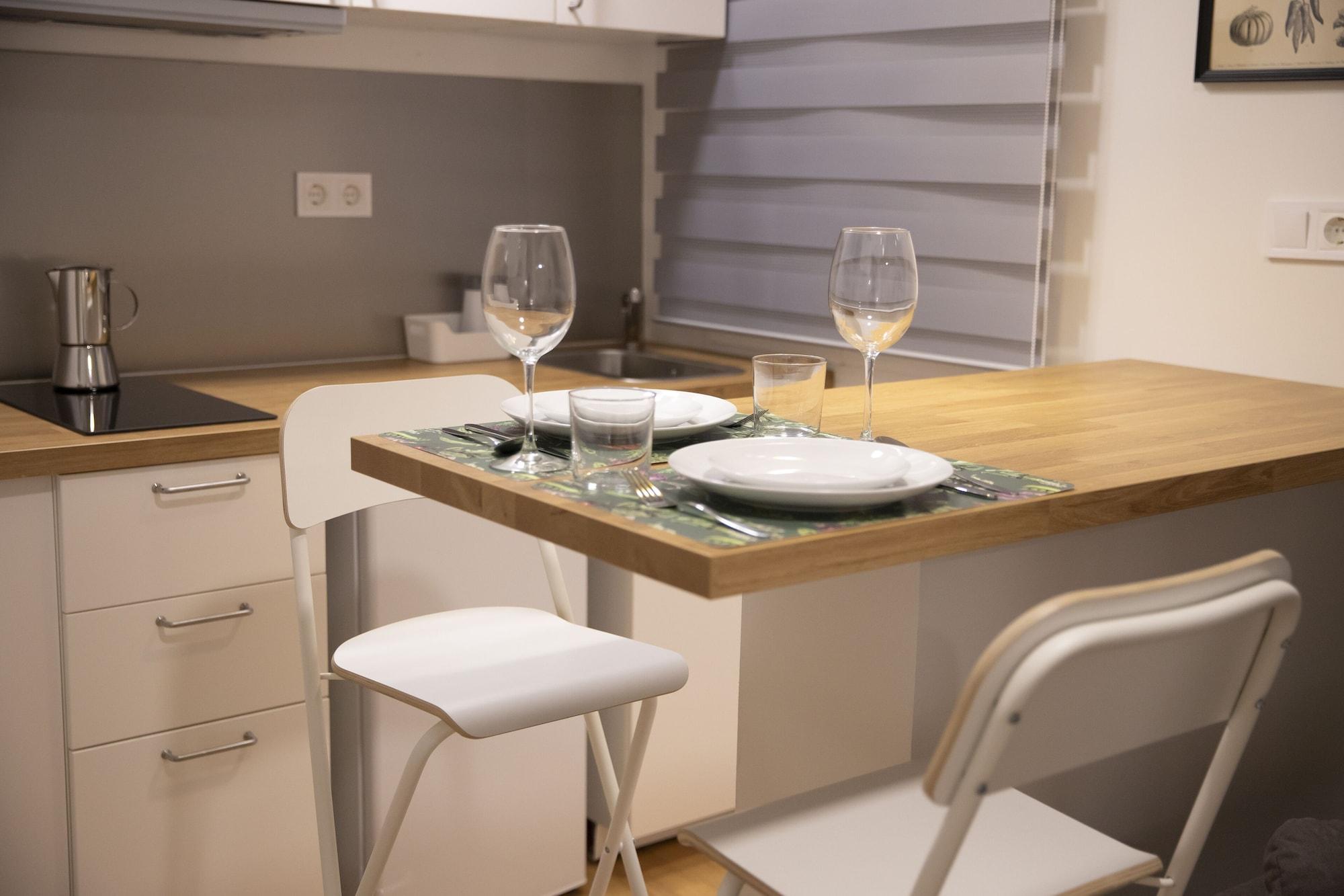 Hostal Montaloya Madrid Eksteriør bilde