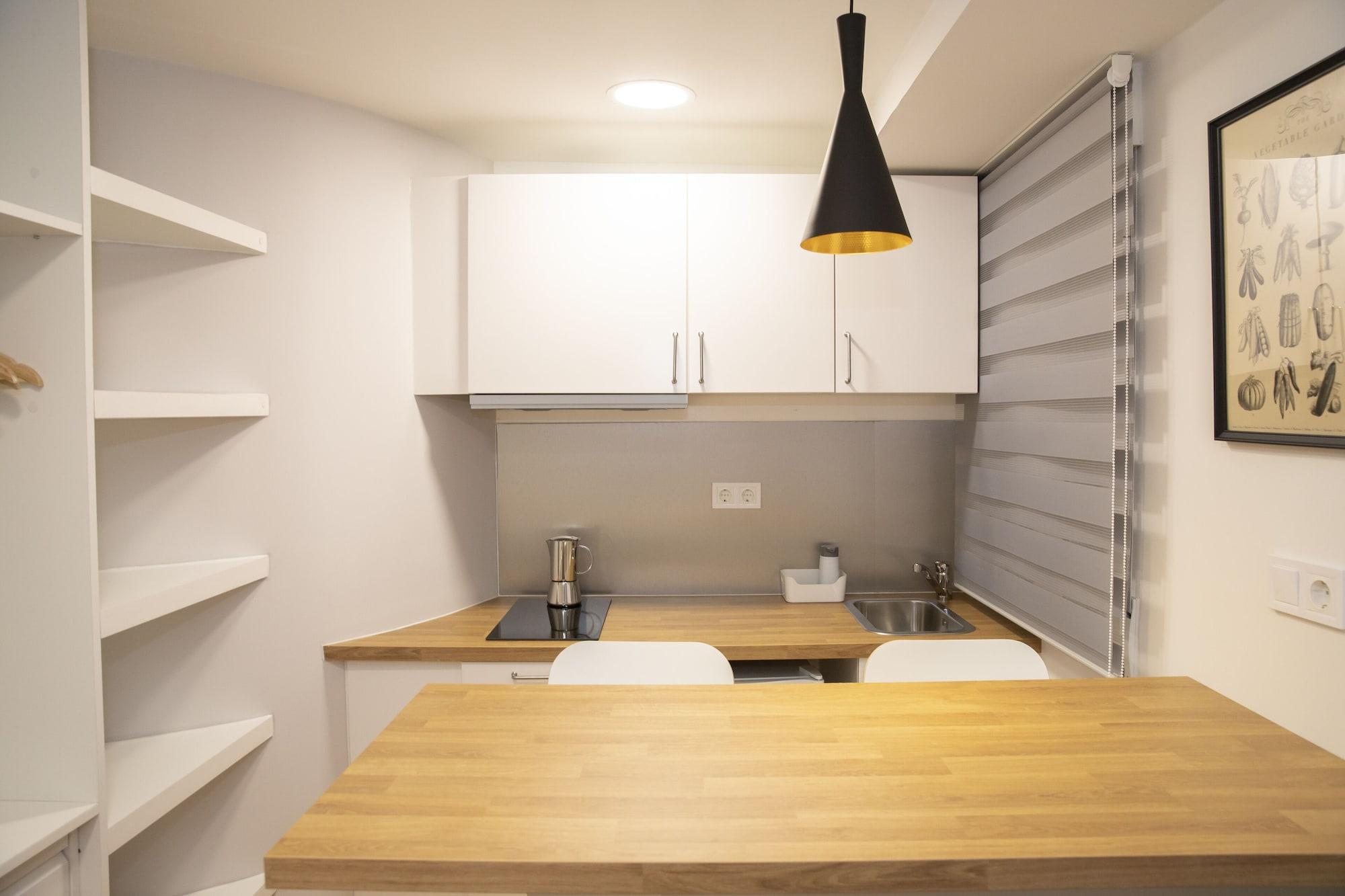 Hostal Montaloya Madrid Eksteriør bilde
