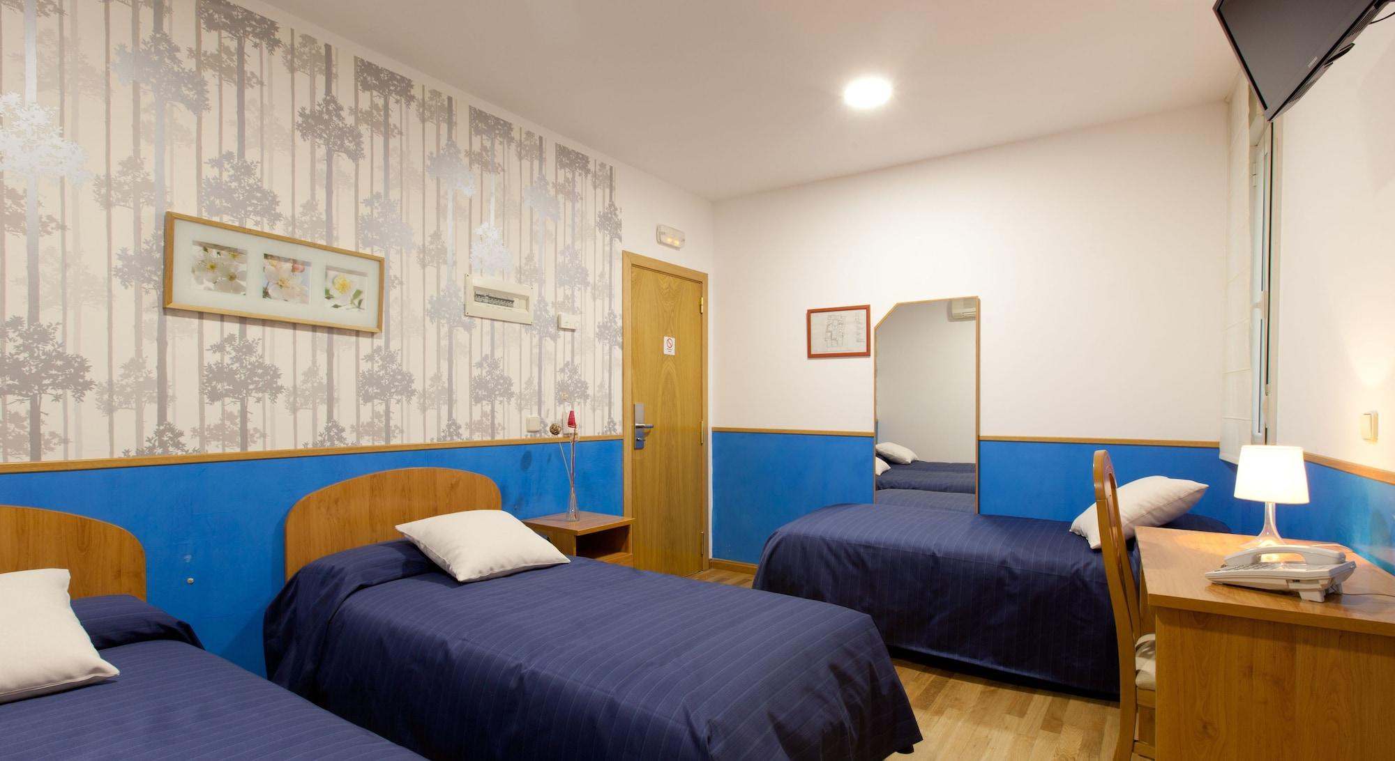 Hostal Montaloya Madrid Eksteriør bilde