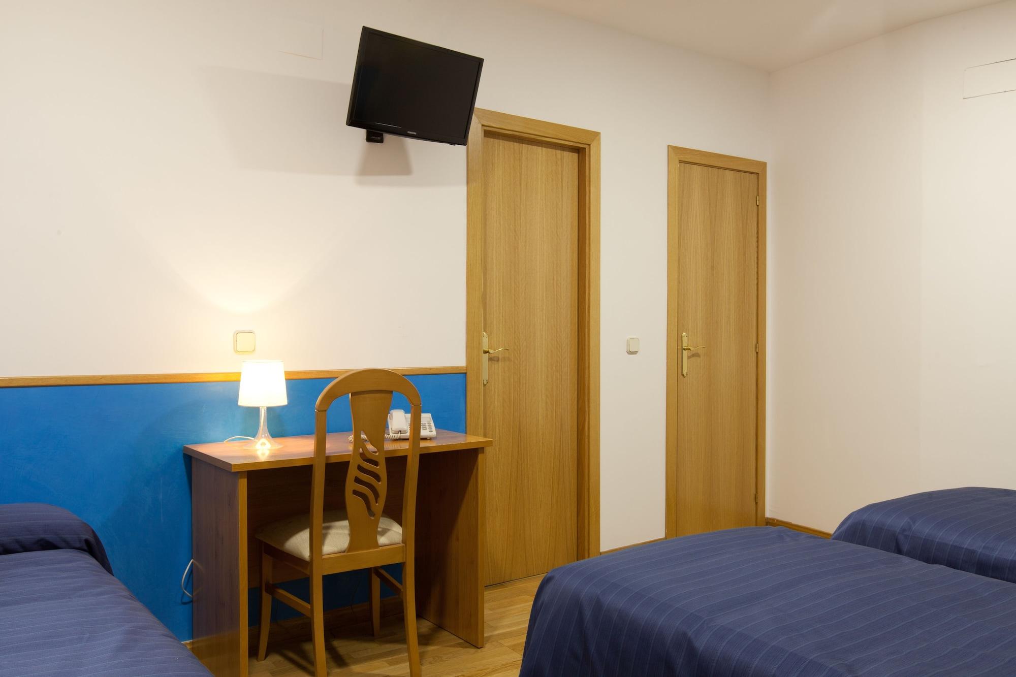 Hostal Montaloya Madrid Eksteriør bilde